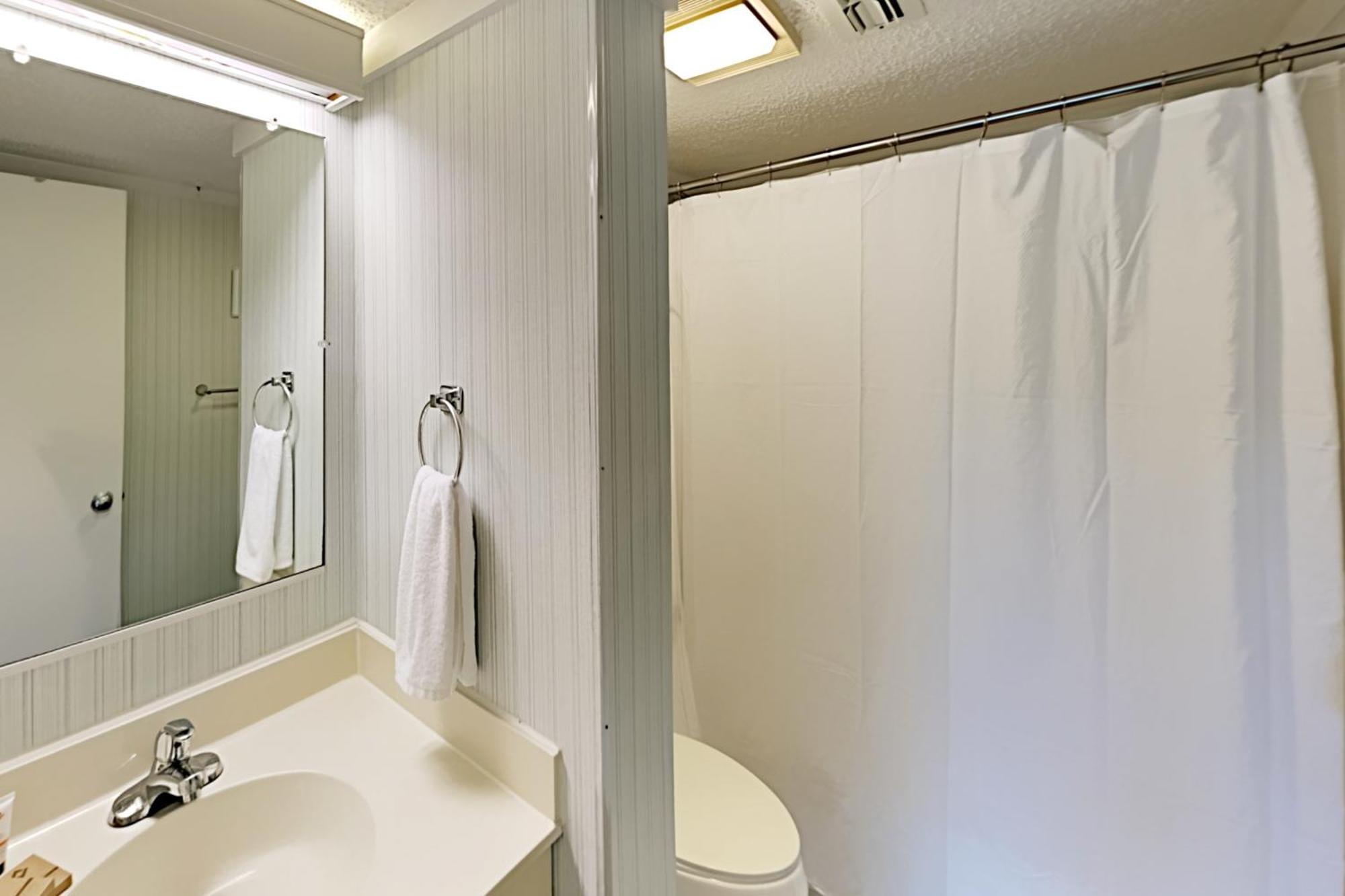 Lodge By The Sea & Fox Lodge Myrtle Beach Bagian luar foto