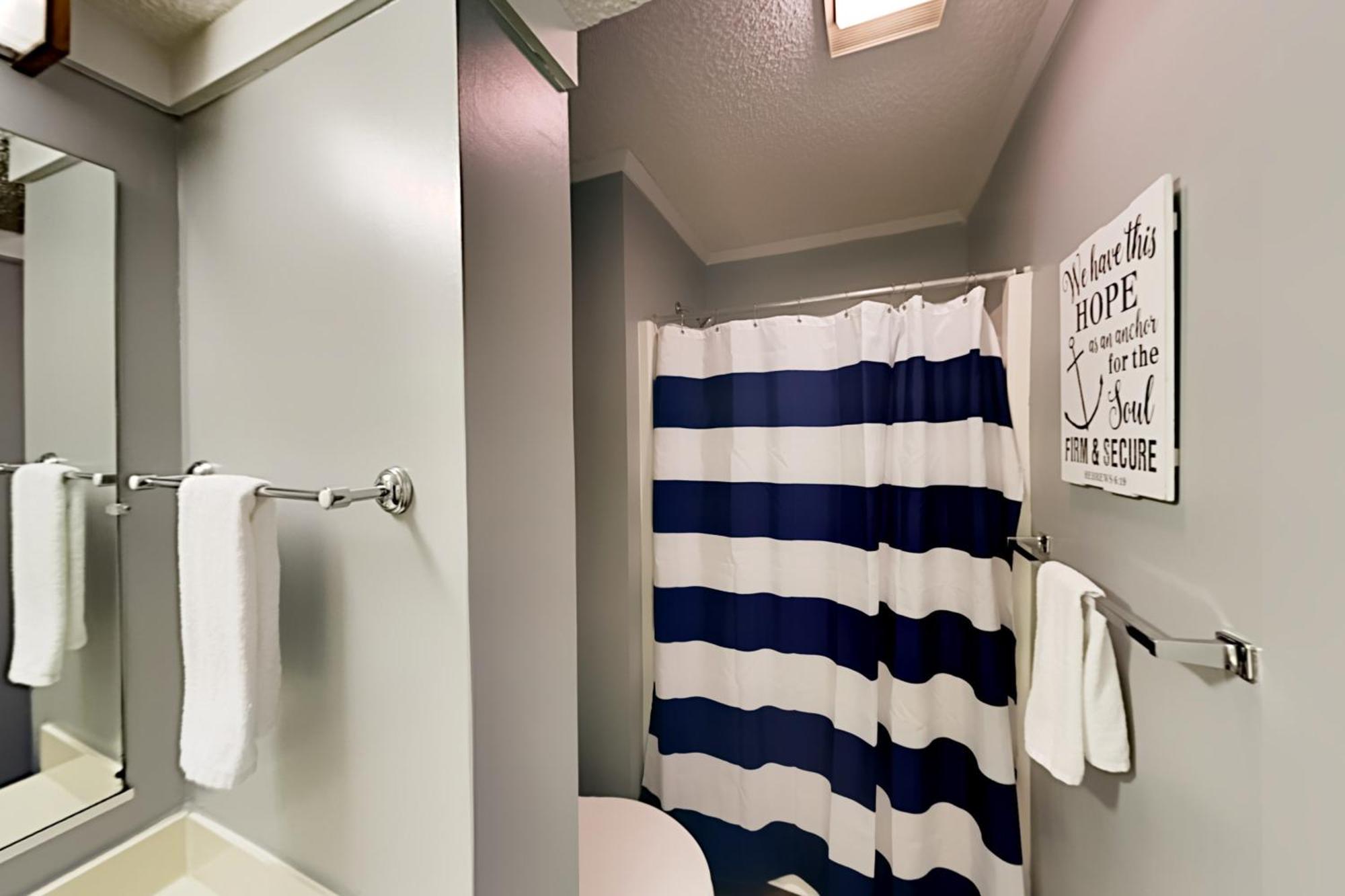 Lodge By The Sea & Fox Lodge Myrtle Beach Ruang foto